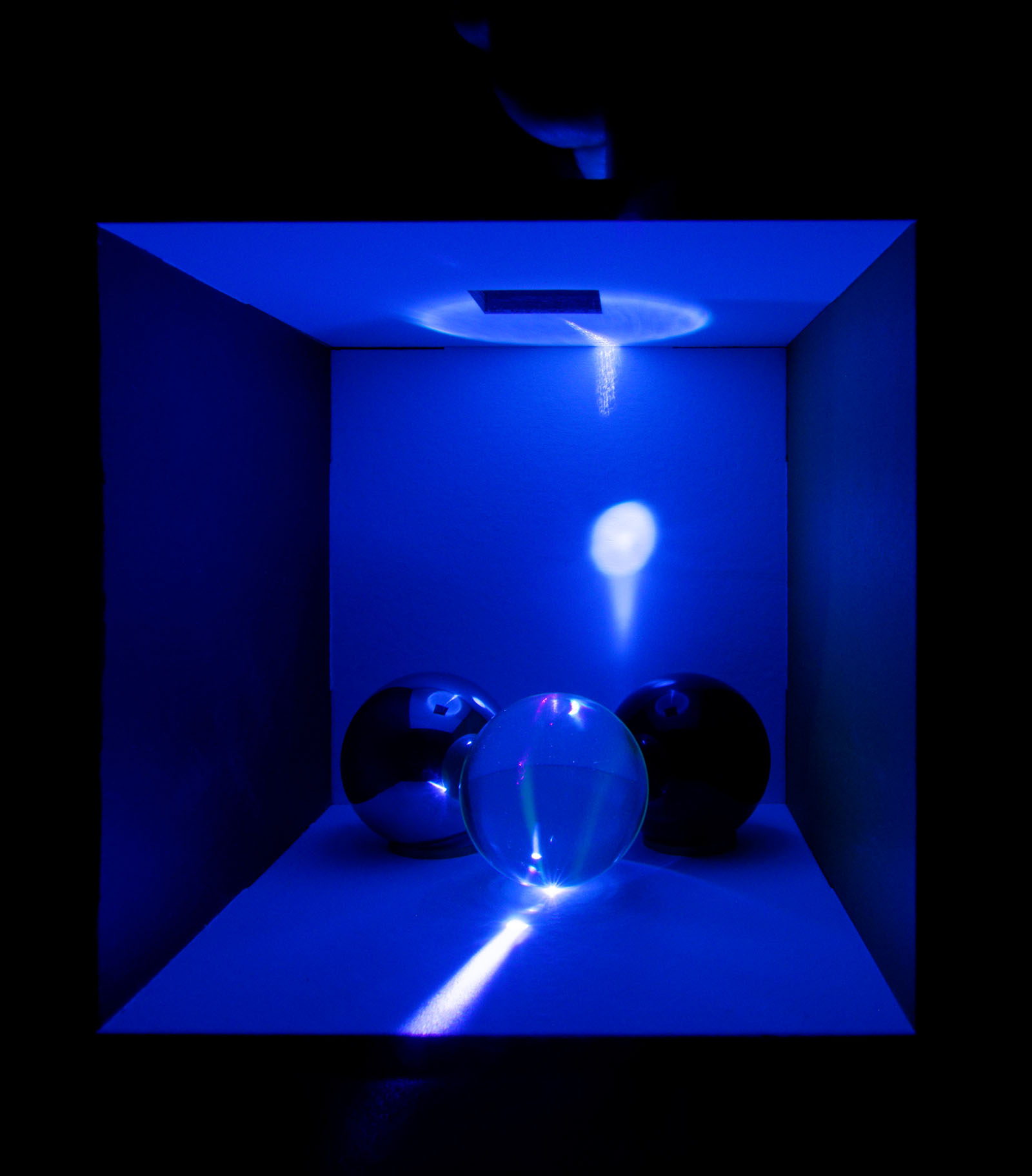 Cornell Box blue laser